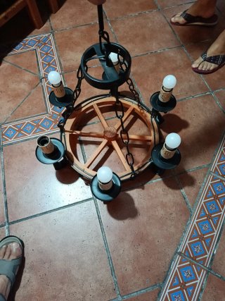 Lámpara Rústica Madera y Metal