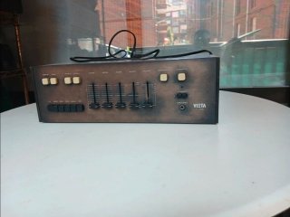 Amplificador Estéreo Vintage Vieta AT 250 B
