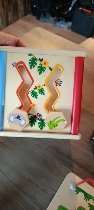 Juguetes de madera para bebés