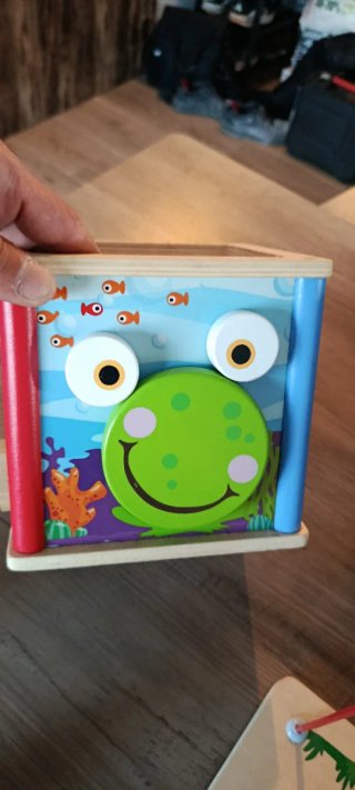 Juguetes de madera para bebés