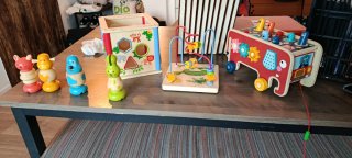 Juguetes de madera para bebés