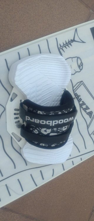 Tabla Kitesurf Woodboard Trash 138x41