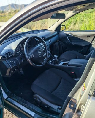 Mercedes-Benz Clase C 2006