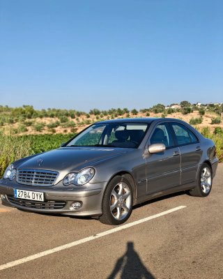 Mercedes-Benz Clase C 2006