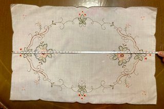 Set di 2 tovaglie ricamate con fiori
