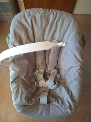Trona Tripp Trapp Newborn Set con colgador