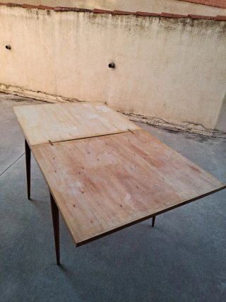 Mesa vintage de madera