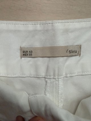 Shorts blancos Sfera