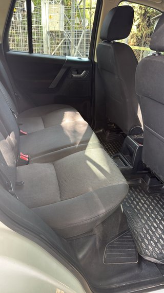 Land Rover Freelander 2011