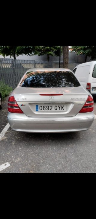 Mercedes-Benz Clase E 2004