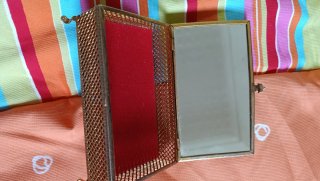 Caja joyero nacarada estilo francés dorada