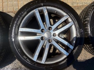 Llantas de aleación con neumáticos De Q7  Y Audi 8