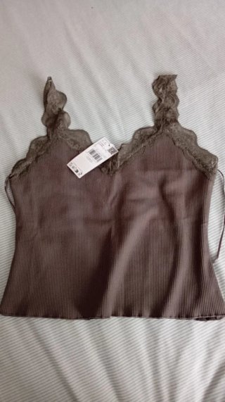 Camiseta Mango tirantes encaje nueva