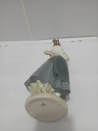 Figura Porcelana Niña Cántaro NAO Vintage64051397