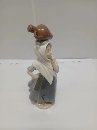 Figura Porcelana Niña Cántaro NAO Vintage64051397