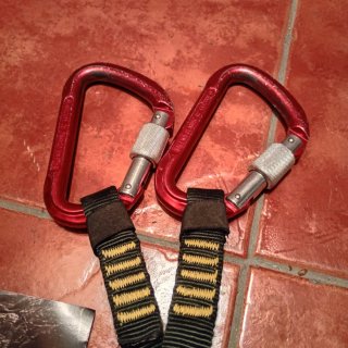 Disipador Via Ferrata con mosquetones