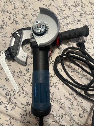 Radial Bosch GWS 17-125 Profesional