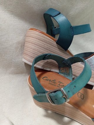 Sandalias cuña Carla Tortosa mujer plateado/verde