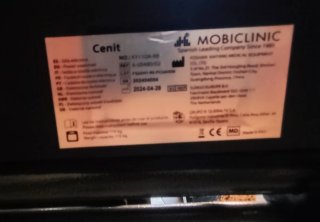 Silla de ruedas eléctrica MOBICLINIC CENIT