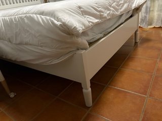 Cama matrimonial con colchón