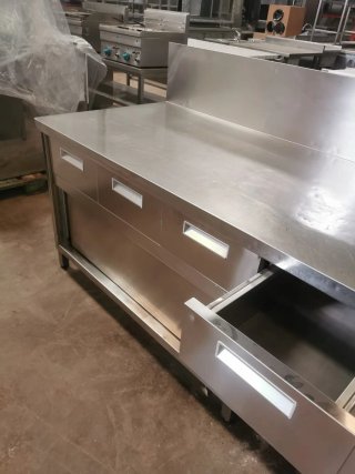 Mesa de acero inoxidable para hostelería