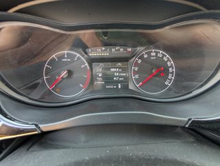 Opel Corsa 2016 1.4 90cv Selective