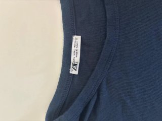 Top Zara azul oscuro
