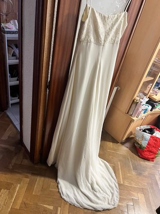 Vestido de Novia beis con Velo