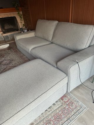 Sofá Kivik 3 plazas y reposapies