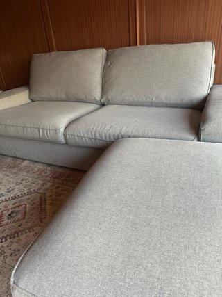 Sofá Kivik 3 plazas y reposapies