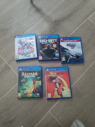 5 Giochi PS4 (PlayStation 4) - Poco Uso