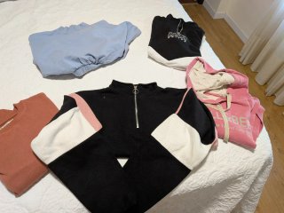 Lote cinco sudaderas