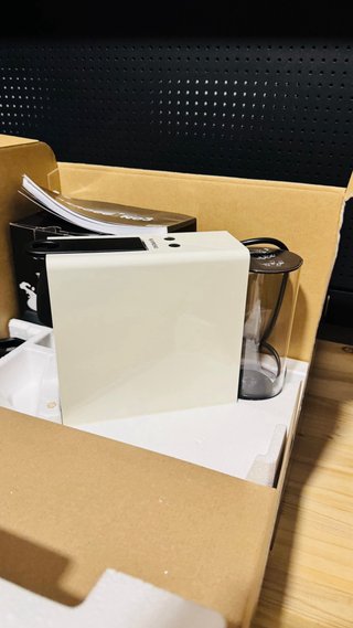 Cafetera Nespresso Essenza Mini + Aeroccino 3