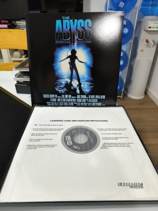 LaserDisc The Abyss Special Edition THX Widescreen