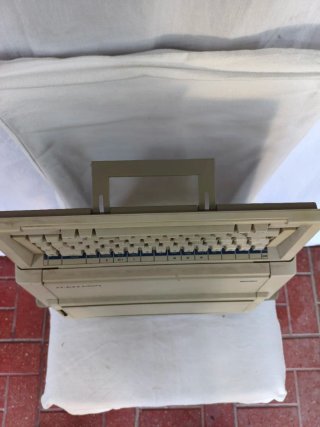 Máquina de escribir Olivetti Lettera E515-II