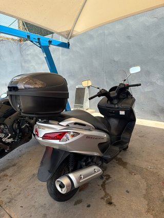 Suzuki Burgman 200 2016