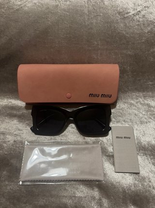 Occhiali da sole Miu Miu