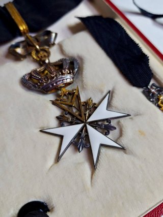 Set Croce Sovrano Militare Ordine di Malta SMOM
