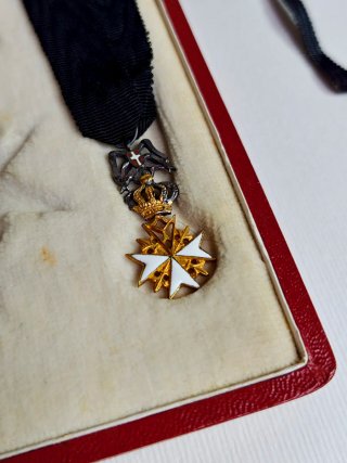 Set Croce Sovrano Militare Ordine di Malta SMOM