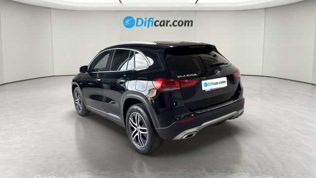 Mercedes-Benz GLA 2023, foto 6