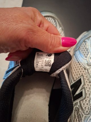 New Balance Scarpe Ragazzo/a Argento/Nero