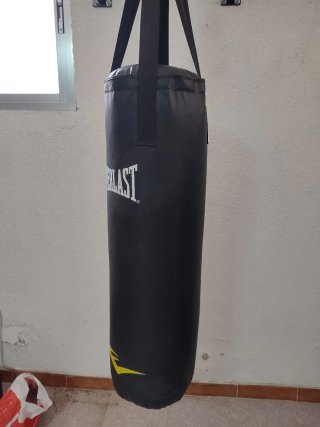 SACO DE BOXEO EVERLAST