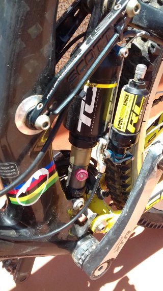Bici Scott Genius CR1 Carbono Doble Suspensión