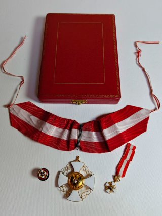 Set Cavaliere dell'Ordine della Corona d'Italia