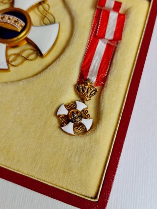 Set Cavaliere dell'Ordine della Corona d'Italia