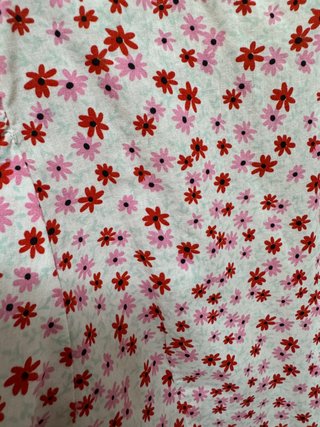 Vestido Lefties floral blanco y rosa