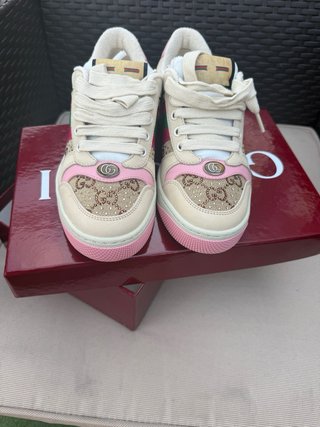 Zapatos Gucci Nuevos Beige y Rosa