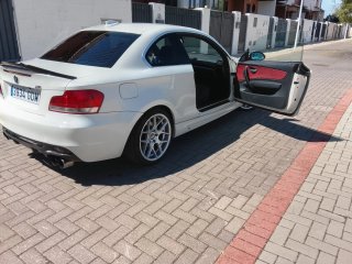 BMW Serie 1 2009 138 mil kilómetros coche