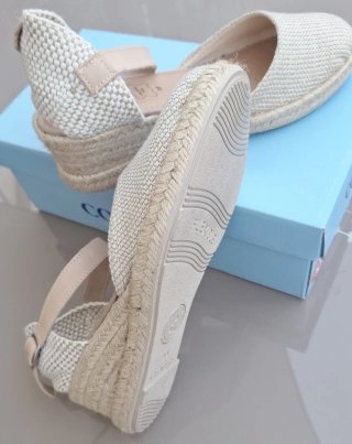 Zapatos de cuña beige talla 38