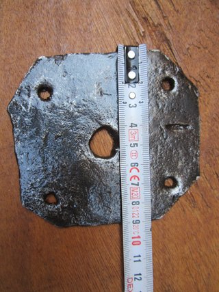 Aldaba antigua forja con estrella 9 puntas.